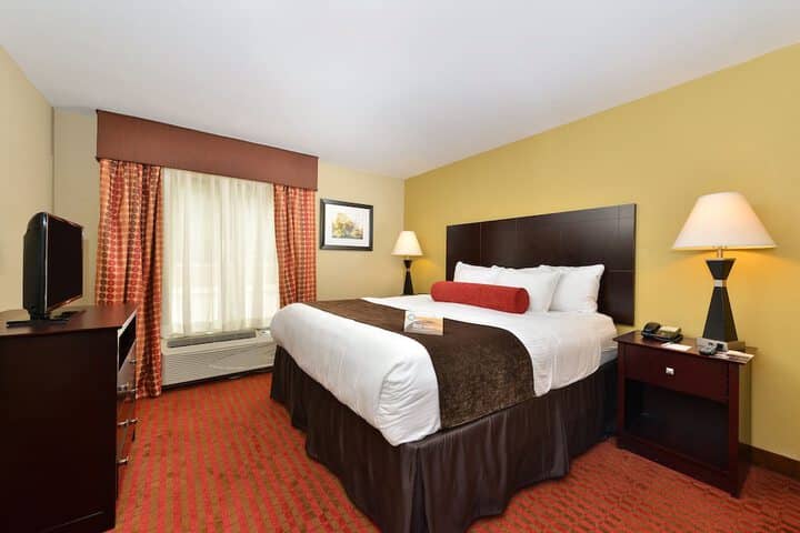 Room 30 of 51