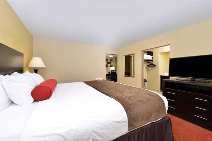 Room 13 of 51