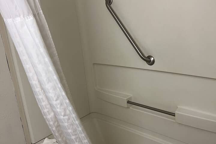 Room 18 of 33